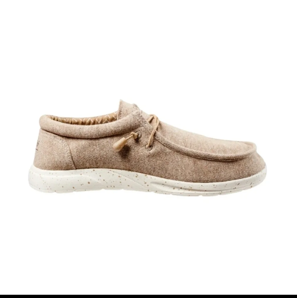 REEF Men's Cushion Coast Memory Foam Slip-On Shoe – Tan CI7015